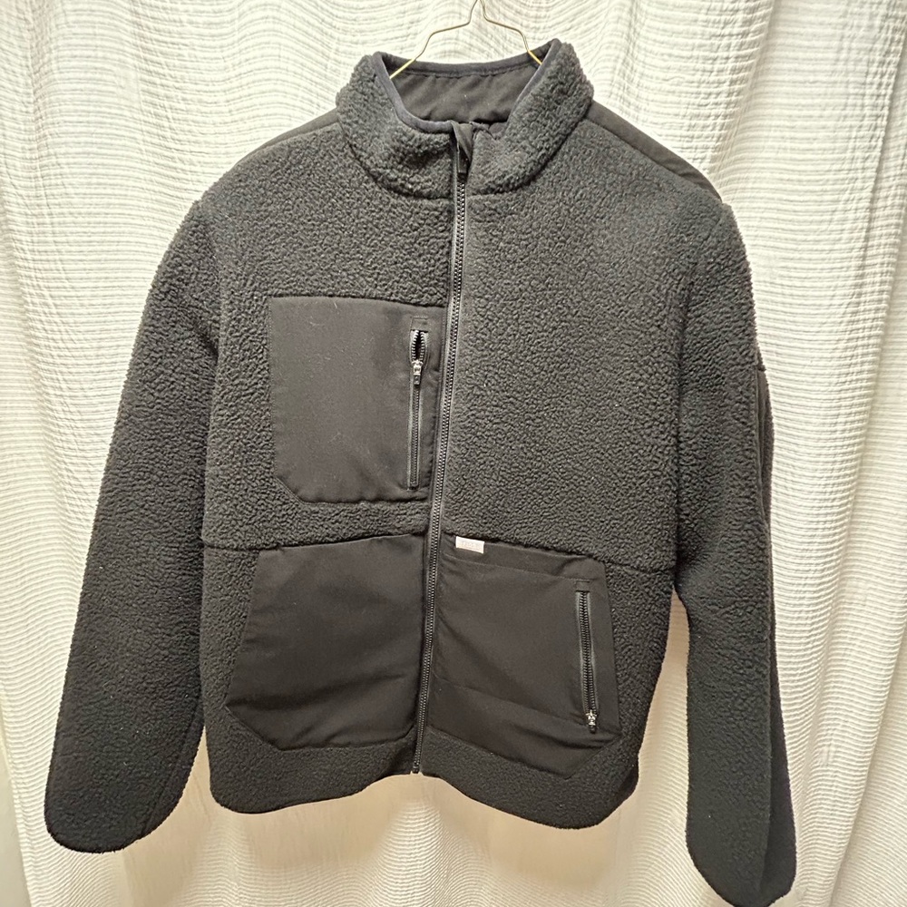 Figs Women's Black Puffer Jacket